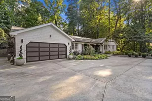 1905 Gainsborough Dr, Atlanta, GA 30341 - Photo 53