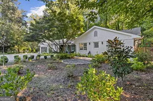 1905 Gainsborough Dr, Atlanta, GA 30341 - Photo 51