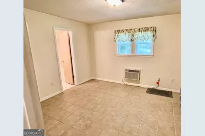 859 Forest Lake Drive S, Macon, GA 31210 - Photo 11