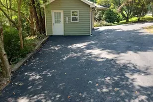 893 Old 441 S, Clayton, GA 30525 - Photo 3