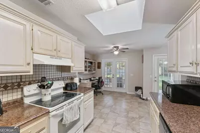 520 Wellington Way, Hinesville, GA 31313 - Photo 7