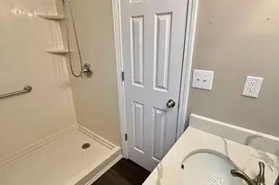 25 Peeks Ct, Senoia, GA 30276 - Photo 13