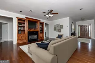 32 Willow Lake Dr, Warner Robins, GA 31093 - Photo 5