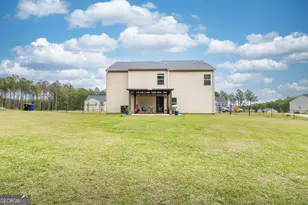 125 S Meadows Ridge Dr, Grantville, GA 30220 - Photo 3