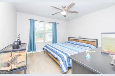 125 S Meadows Ridge Drive, Grantville, GA 30220 - Photo 17