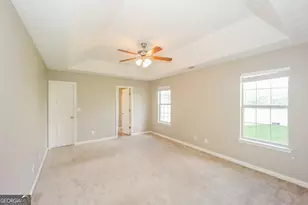 10608 Pecan Ln, Jonesboro, GA 30238 - Photo 9