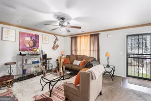 1022 Serene Lake Dr, Griffin, GA 30223 - Photo 9