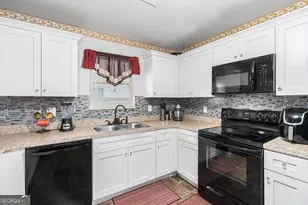 1022 Serene Lake Dr, Griffin, GA 30223 - Photo 13