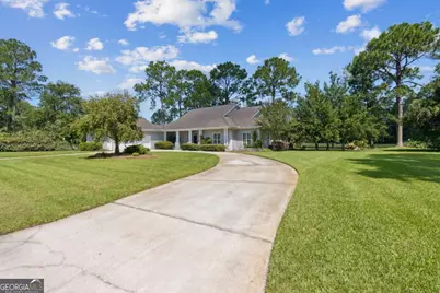 564 Cardinal Circle E, Saint Marys, GA 31558 - Photo 3