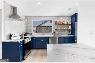 911 Hamilton Court, Savannah, GA 31401 - Photo 5