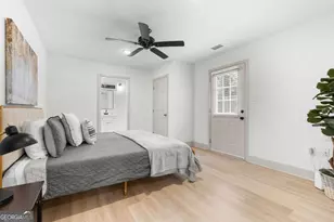 911 Hamilton Ct, Savannah, GA 31401 - Photo 11