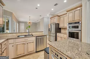 371 Oak Grove Island Dr, Brunswick, GA 31523 - Photo 13