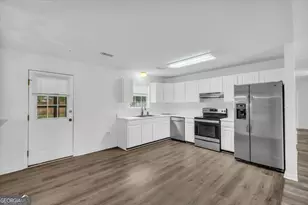304 E Tietgen St, Pooler, GA 31322 - Photo 11