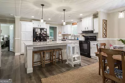 2702 Ware Street, Blackshear, GA 31516 - Photo 11