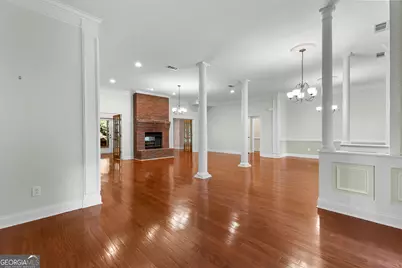 107 Cameron Pointe Drive, Lagrange, GA 30240 - Photo 11