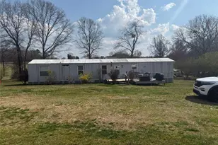 214 Homer Stephens Rd, Cornelia, GA 30531 - Photo 1