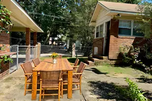 324 N Rhodes St, Union Point, GA 30669 - Photo 9