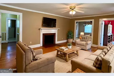 324 N Rhodes Street, Union Point, GA 30669 - Photo 11