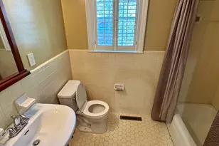 324 N Rhodes St, Union Point, GA 30669 - Photo 49