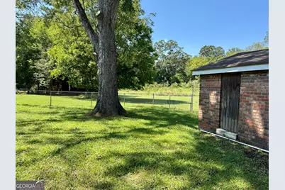 324 N Rhodes Street, Union Point, GA 30669 - Photo 89