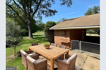 324 N Rhodes Street, Union Point, GA 30669 - Photo 87