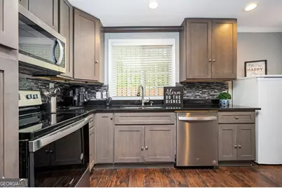 3479 Thompson Drive NW, Atlanta, GA 30331 - Photo 17