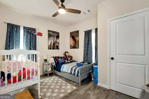 249 S Hill St, Toccoa, GA 30577 - Photo 17