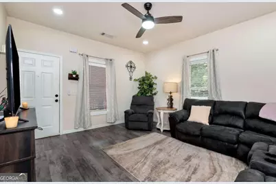 249 S Hill Street, Toccoa, GA 30577 - Photo 7