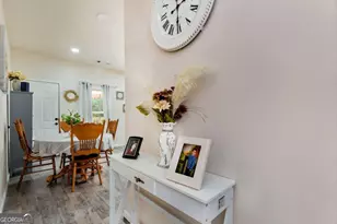 249 S Hill St, Toccoa, GA 30577 - Photo 9