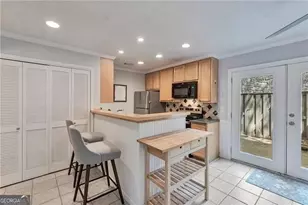 8 Arpege Way NW, Atlanta, GA 30327 - Photo 3