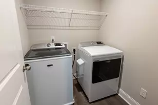 360 Hayden Cir, Woodstock, GA 30189 - Photo 23