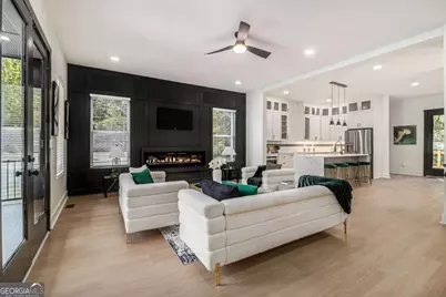 606 Church Street NW, Atlanta, GA 30318 - Photo 3