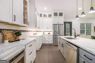 606 Church St NW, Atlanta, GA 30318 - Photo 11