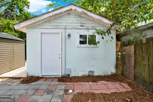 705 E 32nd St, Savannah, GA 31401 - Photo 19