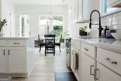 330 Mount Zion Road, Hapeville, GA 30354 - Photo 13