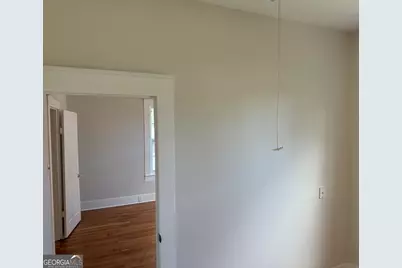 737 E 37th Street, Savannah, GA 31401 - Photo 9