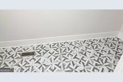 737 E 37th Street, Savannah, GA 31401 - Photo 19