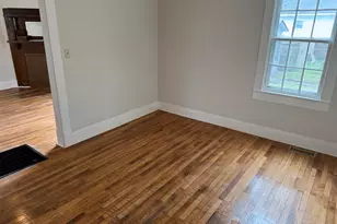 737 E 37th St, Savannah, GA 31401 - Photo 5