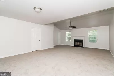 2774 Elkmont Ridge SW, South Fulton, GA 30331 - Photo 9