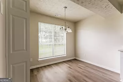 7282 Williamsburg Drive, Riverdale, GA 30274 - Photo 5