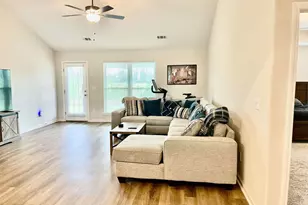 283 Chestnut Dr, Brunswick, GA 31523 - Photo 11
