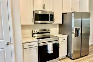 283 Chestnut Dr, Brunswick, GA 31523 - Photo 9