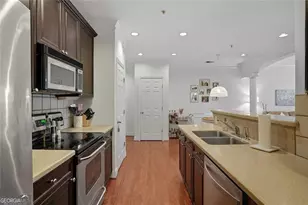 2306 Stratford Commons Commons, Decatur, GA 30033 - Photo 9