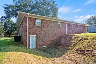 372 Hilltop Way, Toccoa, GA 30577 - Photo 27