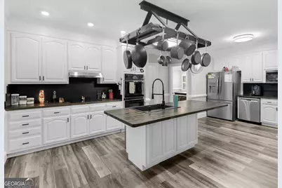 967 Five Points Road, Barnesville, GA 30204 - Photo 17