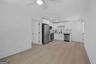 824 E Bolton St, Savannah, GA 31401 - Photo 39