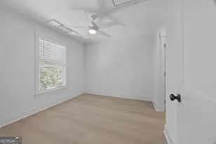 824 E Bolton St, Savannah, GA 31401 - Photo 43