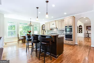 1005 Hedgerose Ln, Roswell, GA 30075 - Photo 15