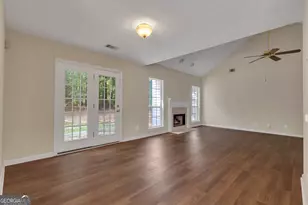 8 Shadowwood Dr, Newnan, GA 30265 - Photo 23