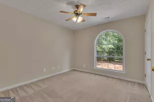 8 Shadowwood Dr, Newnan, GA 30265 - Photo 33